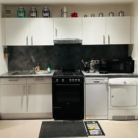 Maison Pi Mouss' A 150m De La